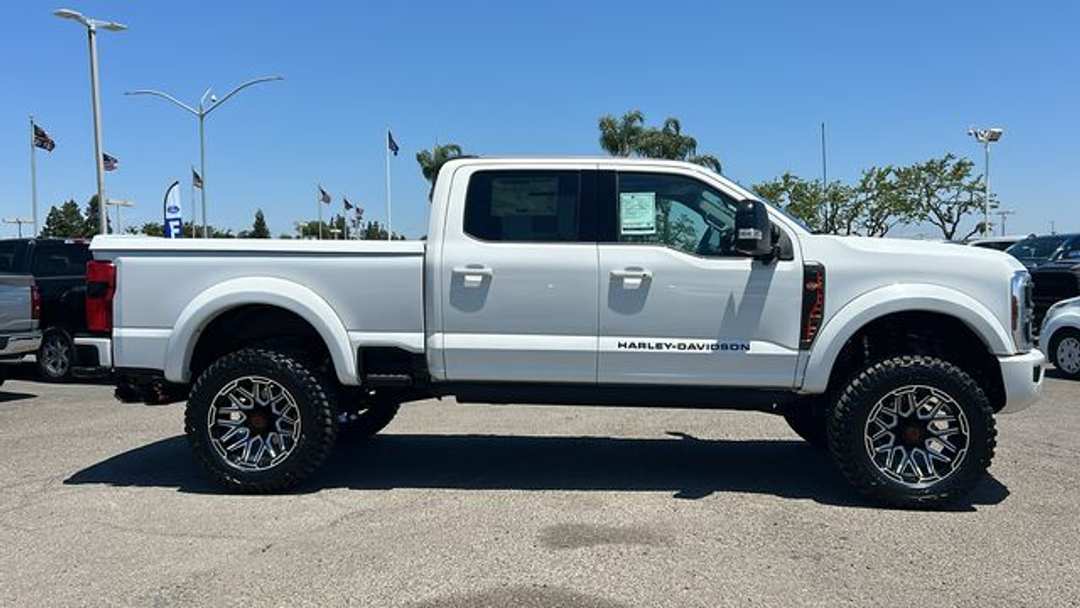 2026 Ford F-250Sd Lariat - Image 2