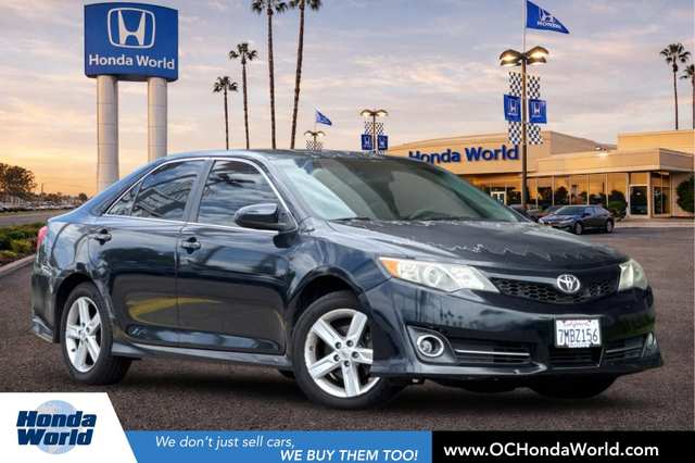 2012 Toyota Camry SE