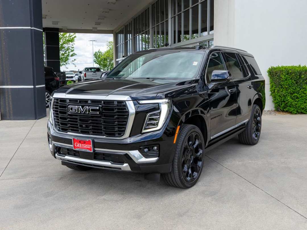 2026 GMC Yukon Denali - Image 3