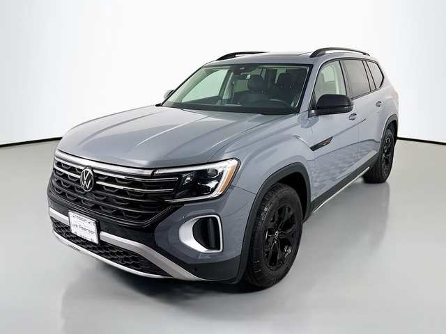 2024 Volkswagen Atlas 2.0T Peak Edition SE w/Technology