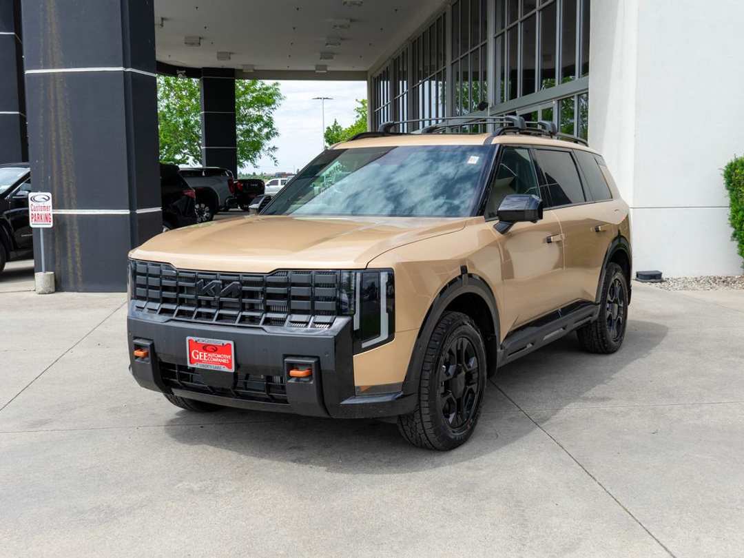 2027 Kia Telluride XPro SXPrestige - Image 3