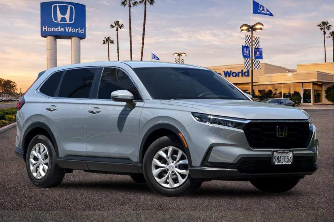 2024 Honda CR-V LX - Image 2