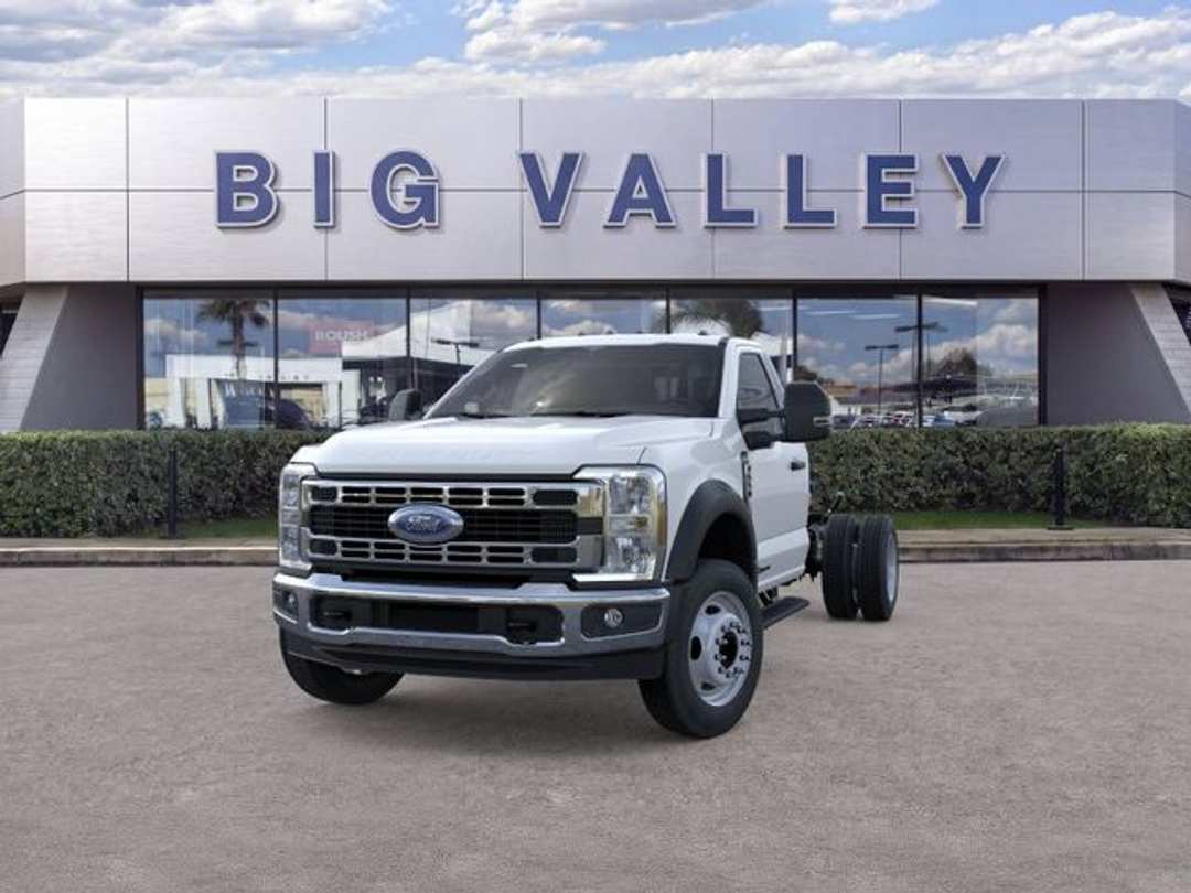 2026 Ford F-550Sd XL - Image 2