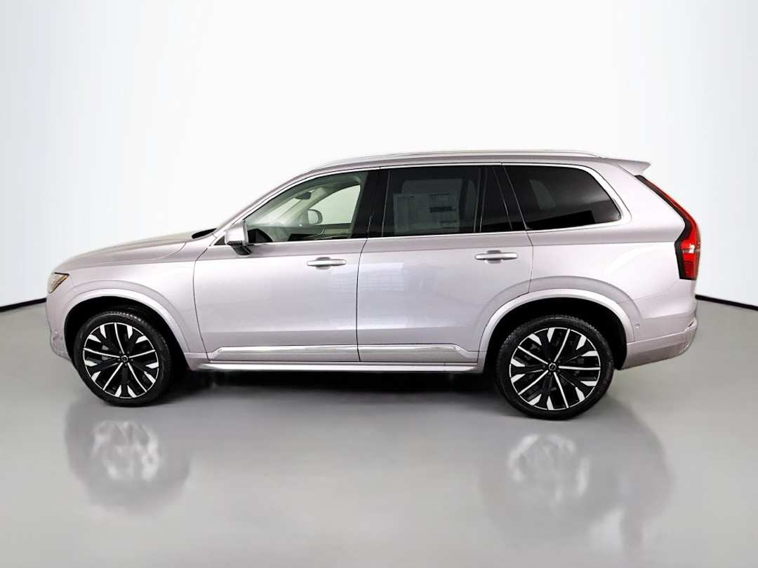 2026 Volvo Xc90 B5 Plus - Image 2
