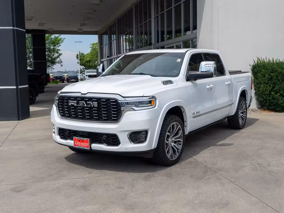 2025 Ram 1500 Tungsten - Image 3