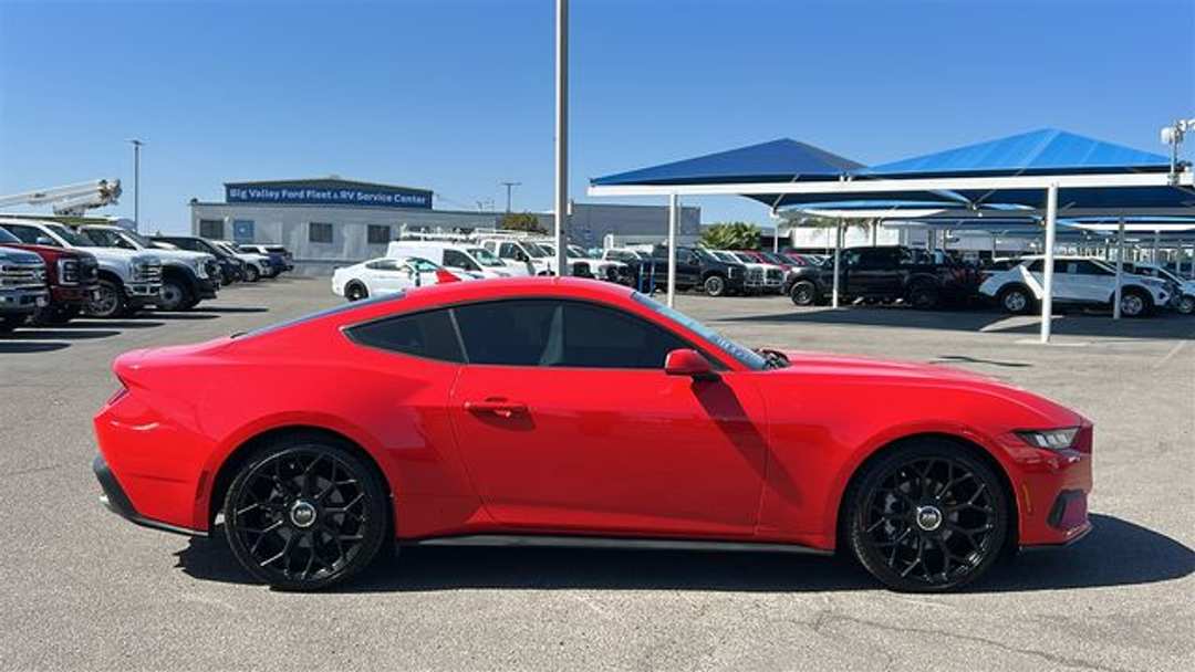 2024 Ford Mustang EcoBoost - Image 2