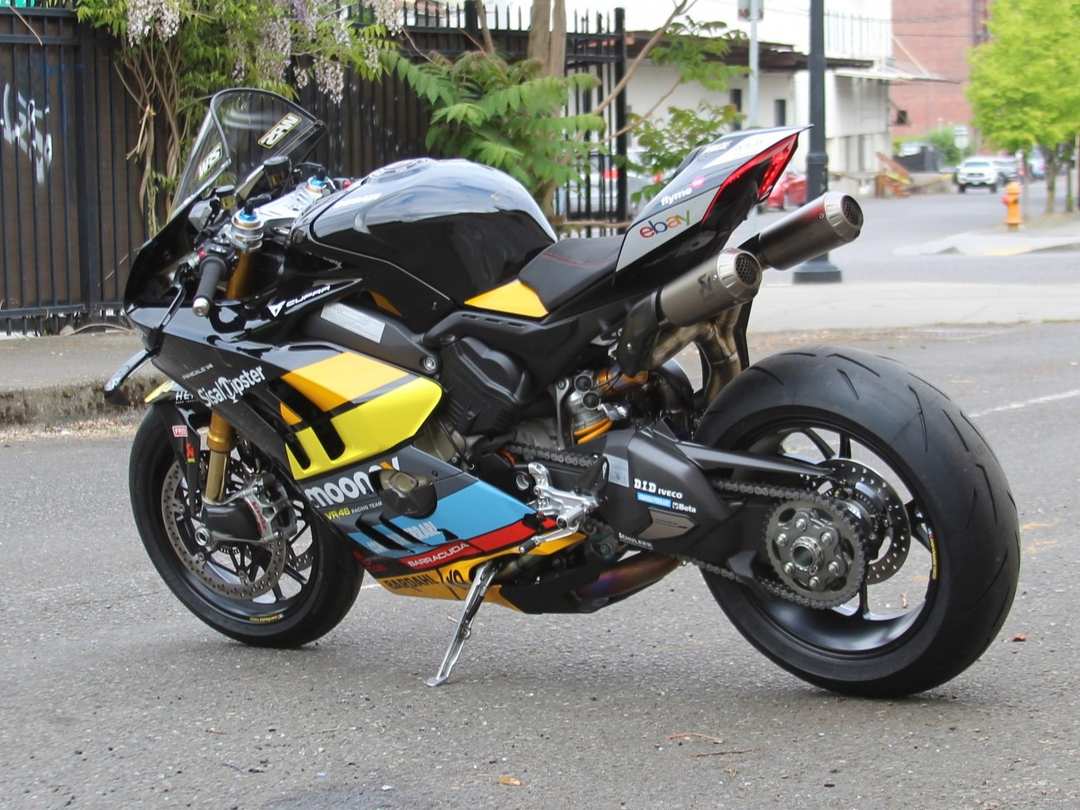 2024 Ducati Panigale V4 Bezzecchi 2023 Racing Replica - Image 2