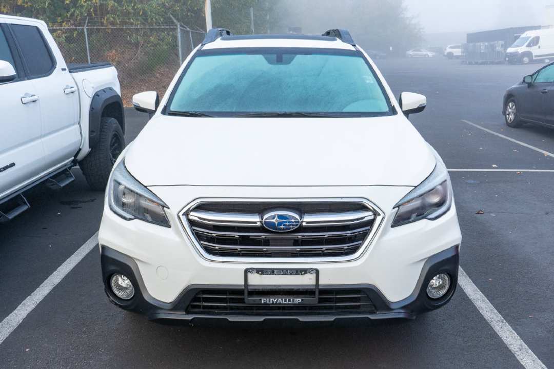 2019 Subaru Outback 2.5i - Image 2