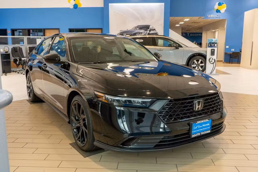 2026 Honda Accord SE - Image 2