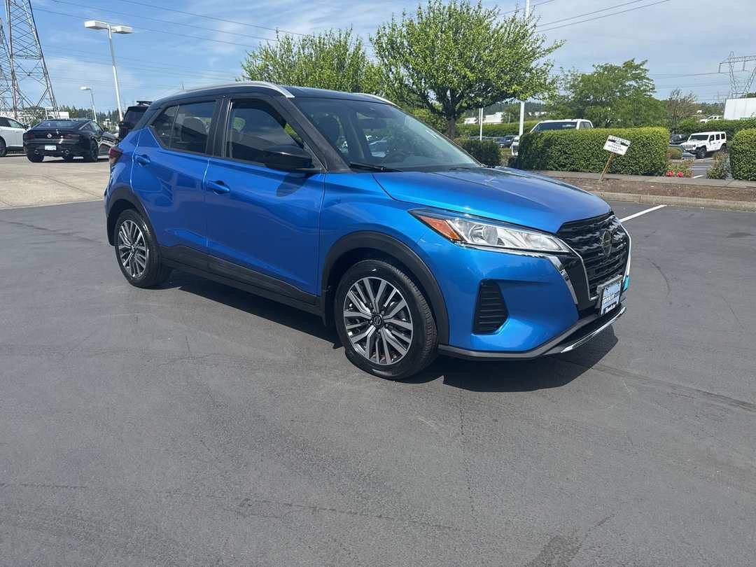 2021 Nissan Kicks SV - Image 3