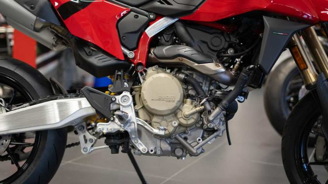 2026 Ducati Hypermotard 698 - Image 3