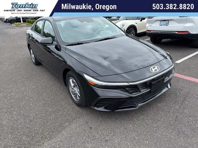 2024 Hyundai Elantra SE