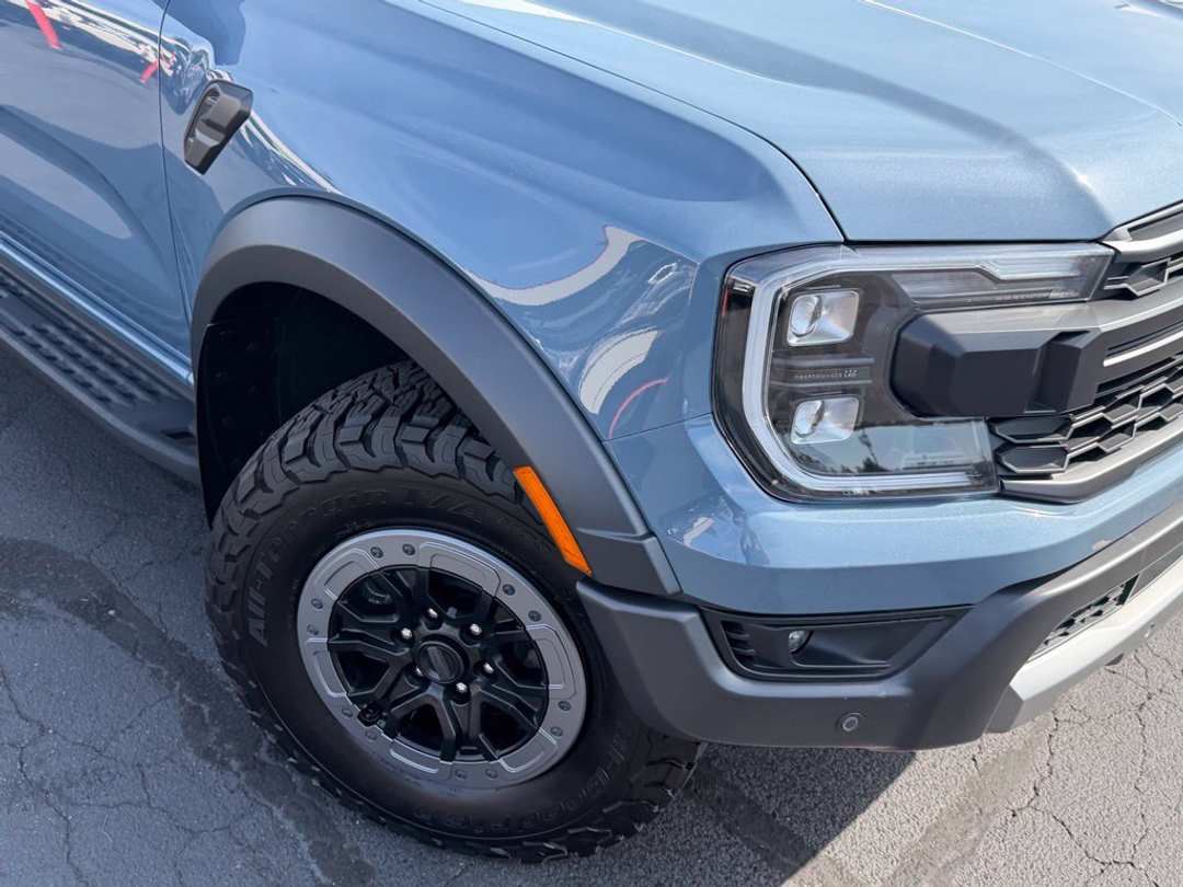 2025 Ford Ranger Raptor - Image 2