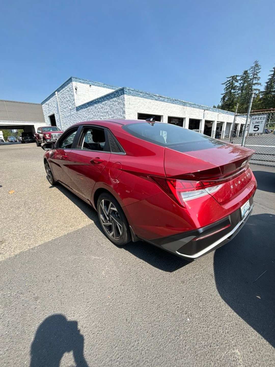 2025 Hyundai Elantra SEL Convenience - Image 3