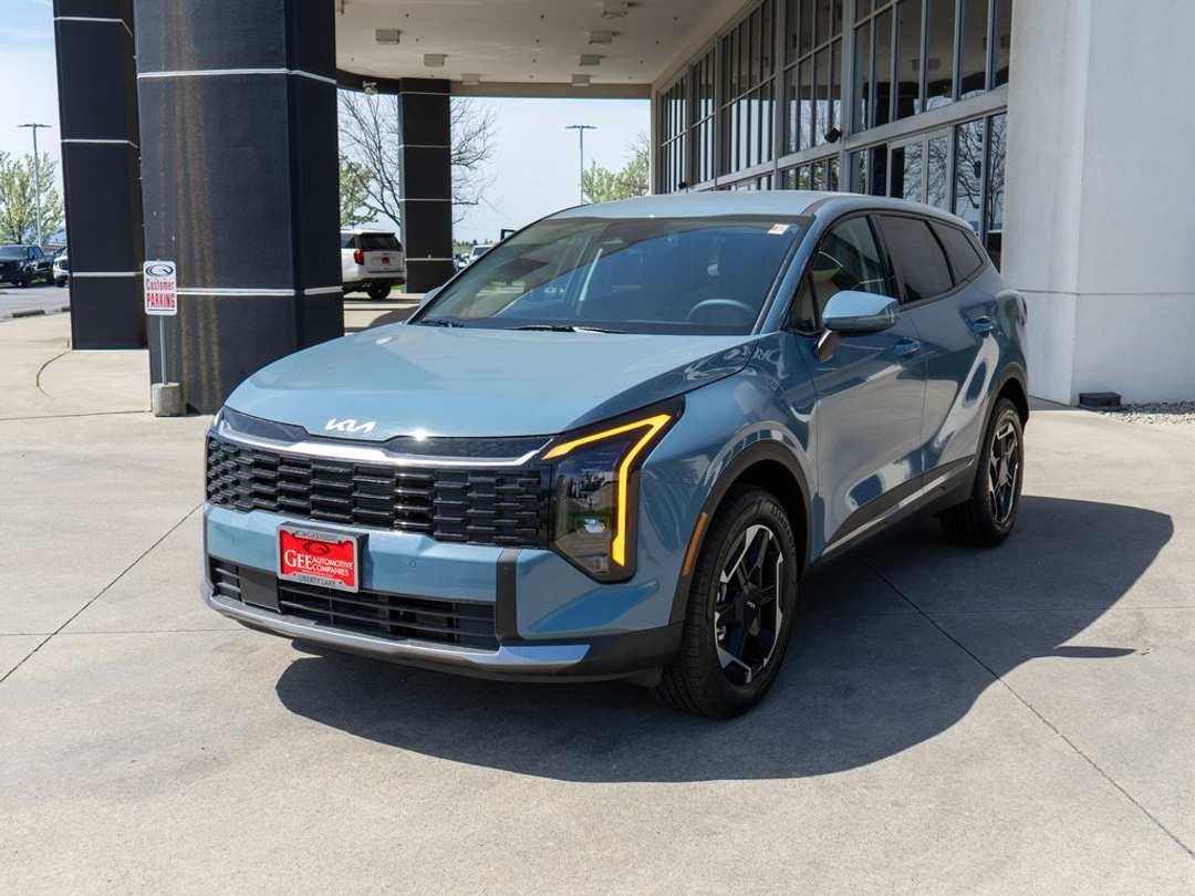 2026 Kia Sportage Hybrid S - Image 3