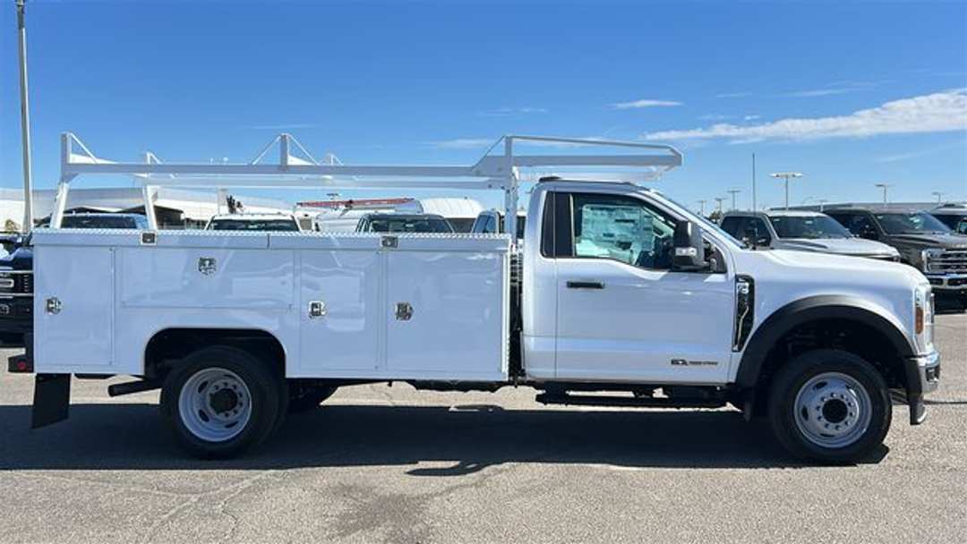 2026 Ford F-550Sd XL - Image 2