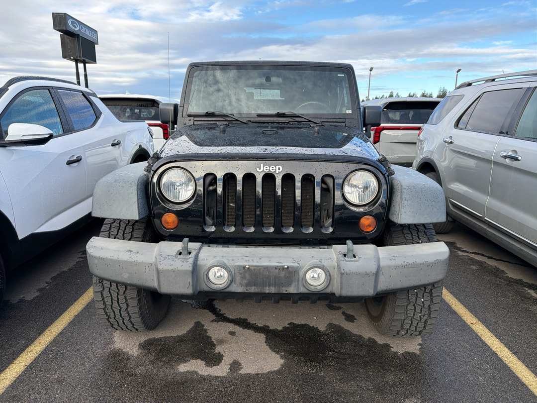2010 Jeep Wrangler Rubicon - Image 2