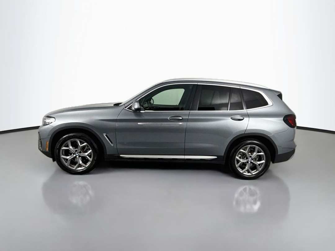 2023 BMW X3 xDrive30i - Image 2