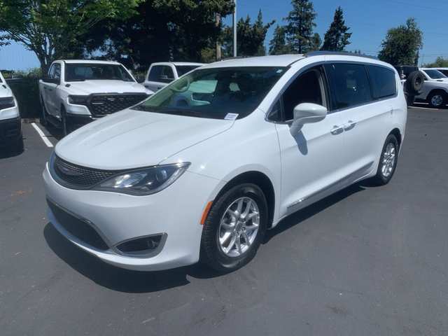 2019 Chrysler Pacifica Touring L