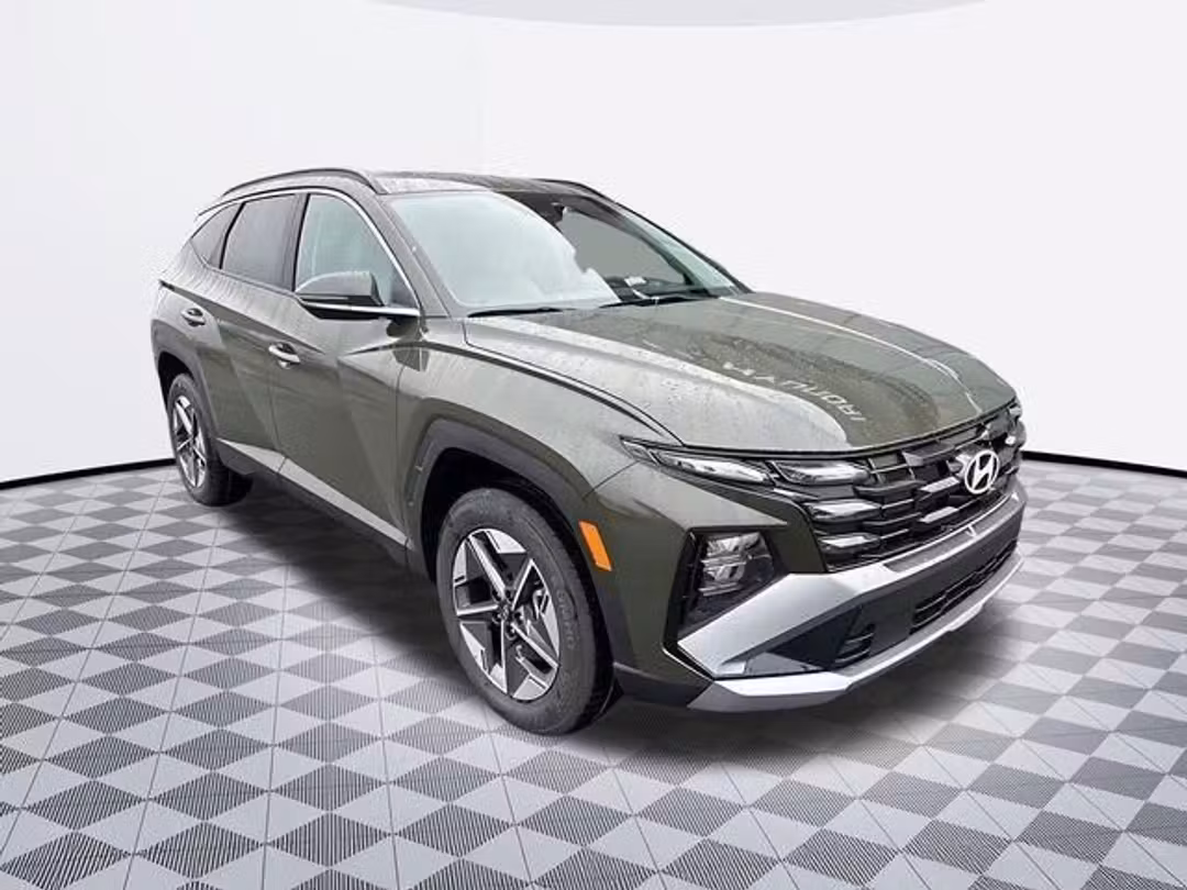 2026 Hyundai Tucson SEL Premium - Image 3