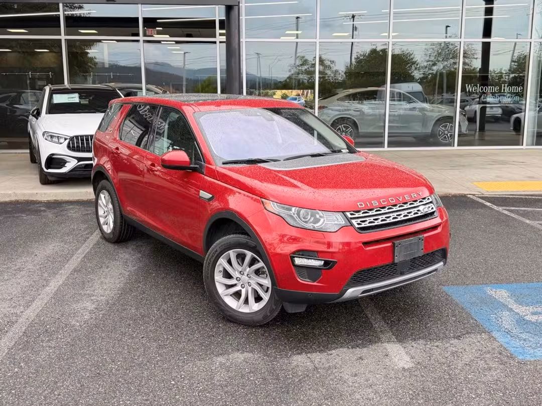 2019 Land Rover Discovery Sport HSE - Image 2