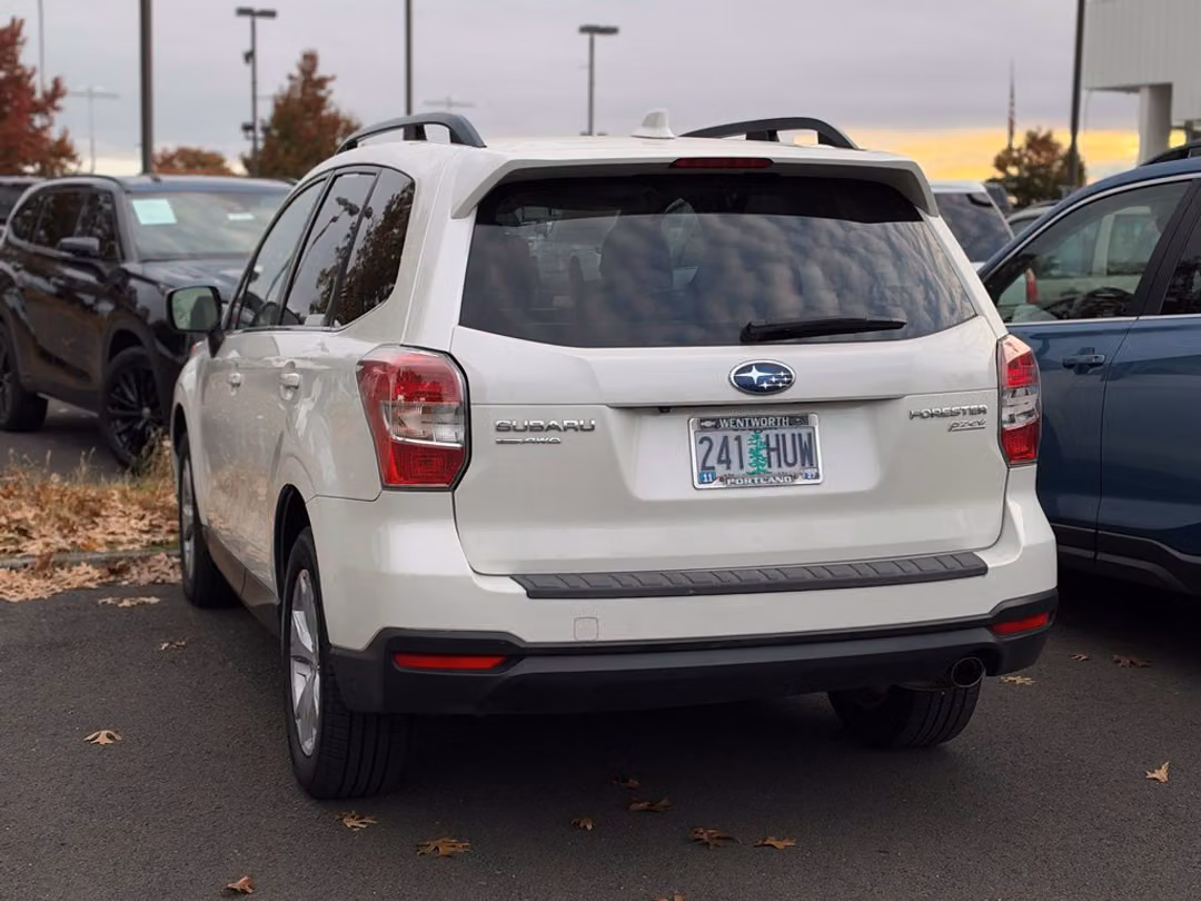 2016 Subaru Forester 2.5i Limited - Image 2