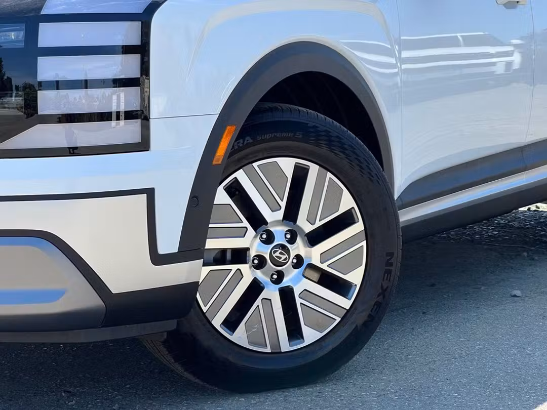 2026 Hyundai Palisade Hybrid SEL Premium - Image 2