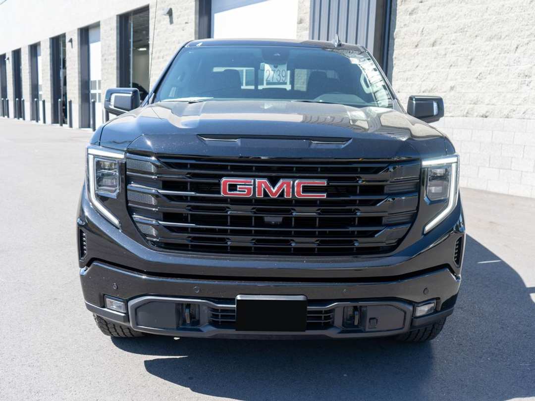 2025 GMC Sierra 1500 Elevation - Image 2