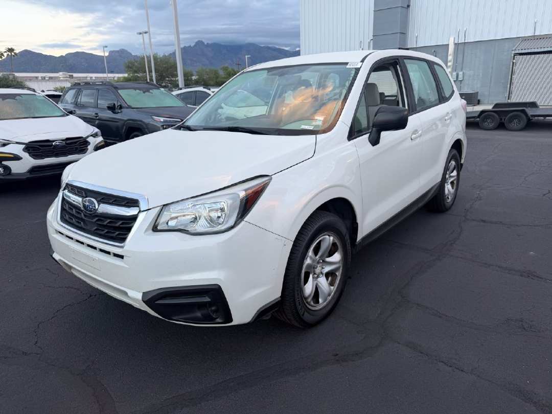 2017 Subaru Forester 2.5i - Image 3