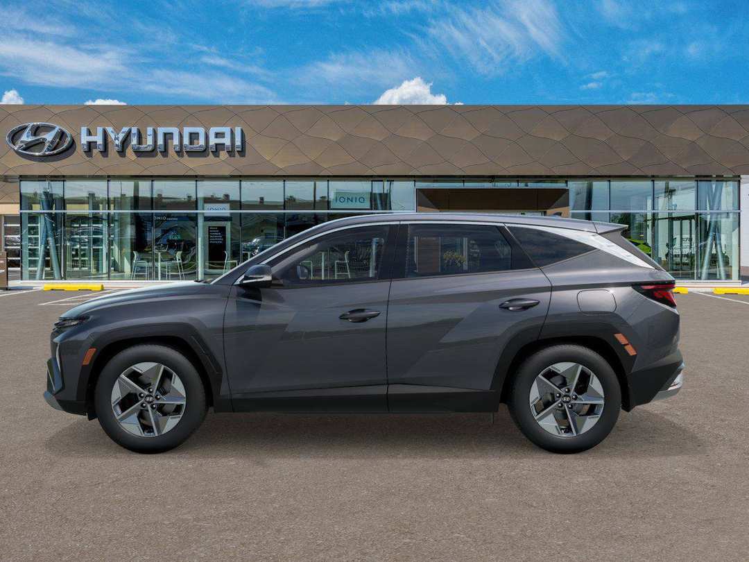 2026 Hyundai Tucson Hybrid SEL - Image 3