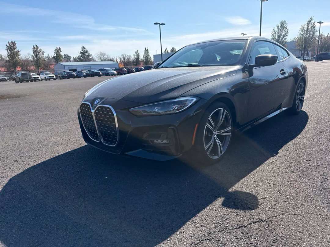 2022 BMW 4 Series 430i xDrive - Image 3