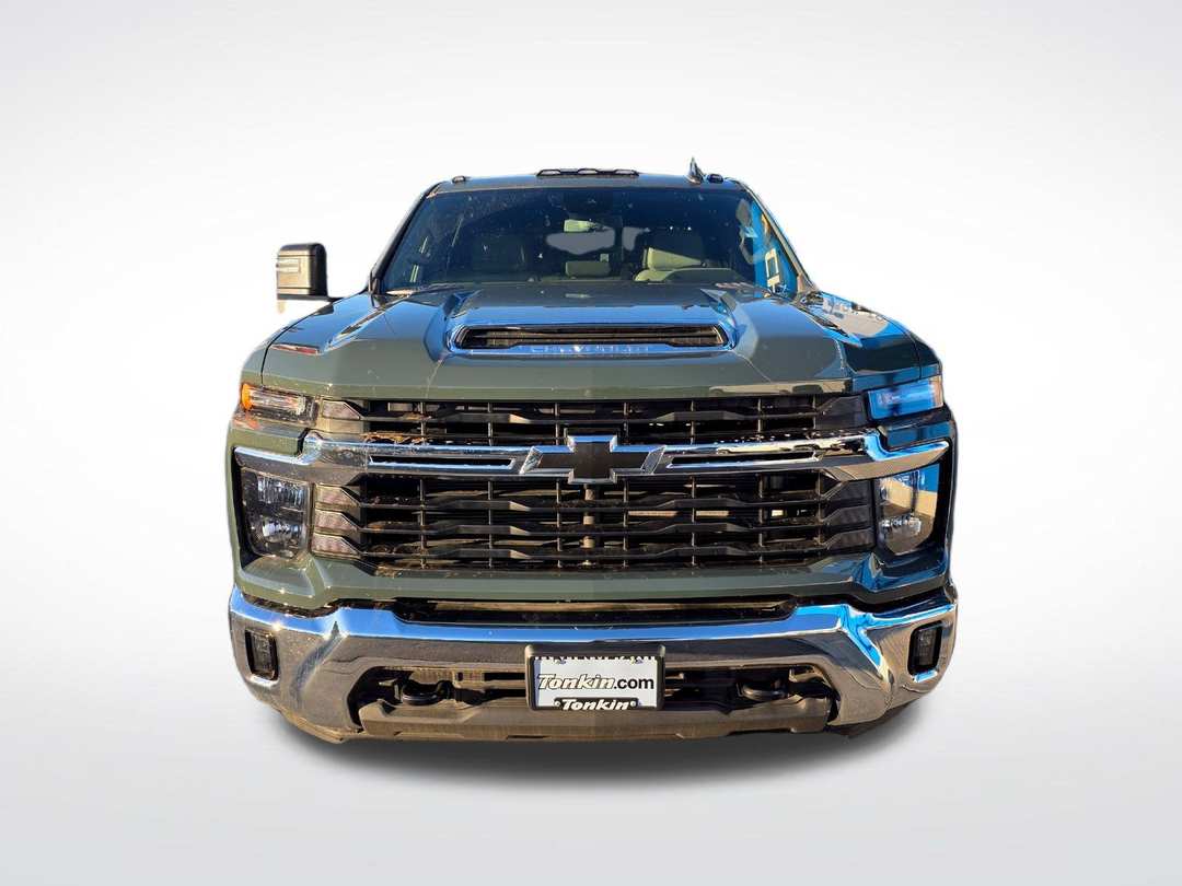 2026 Chevrolet Silverado 2500Hd LT - Image 3