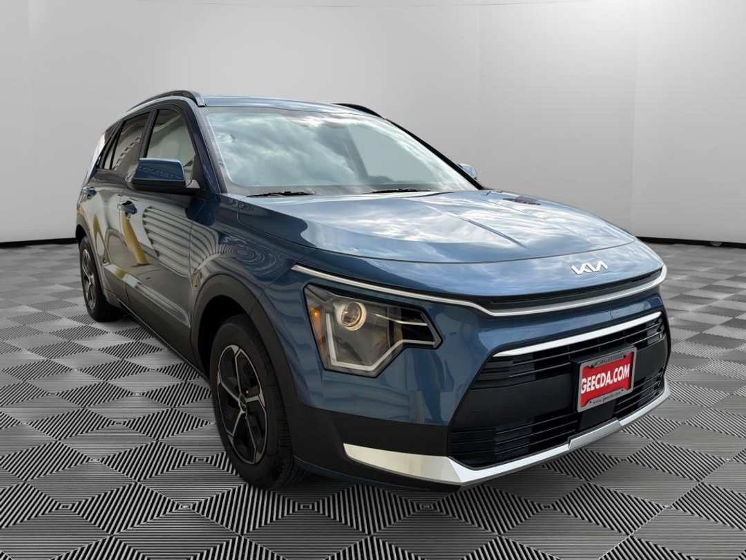 2026 Kia Niro EX - Image 3