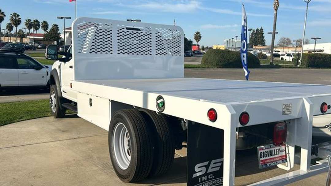 2025 Ford F-550Sd XL - Image 3