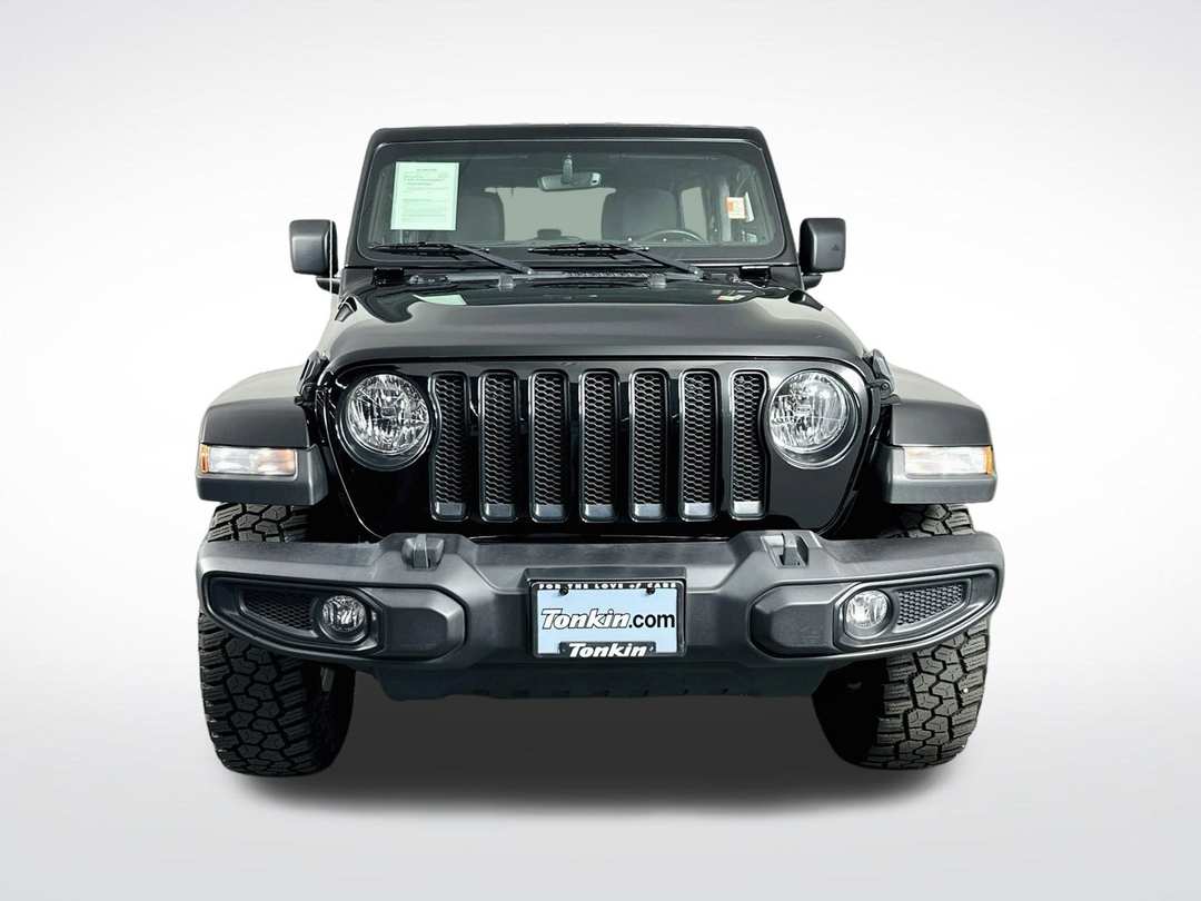2022 Jeep Wrangler Unlimited Sahara - Image 2