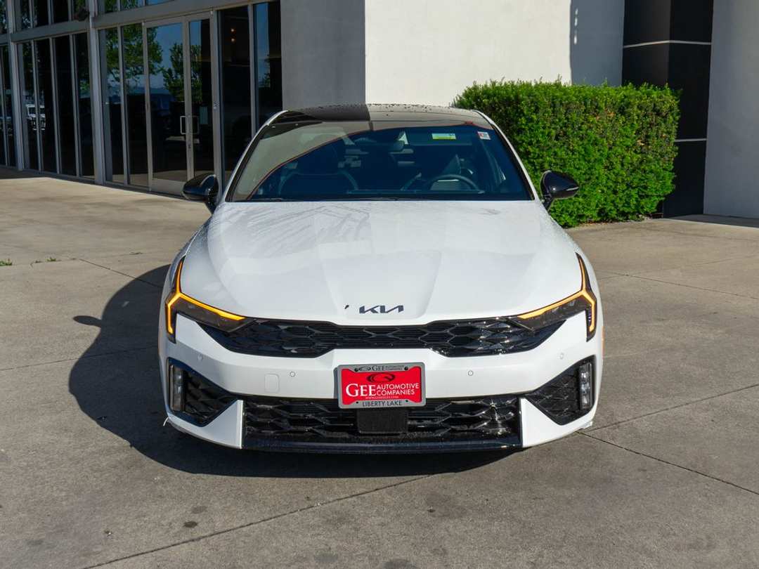 2026 Kia K5 GTLine - Image 2