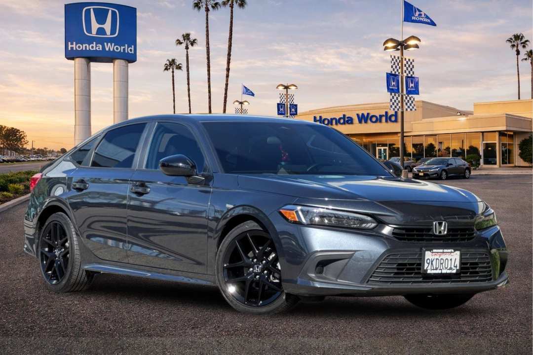 2024 Honda Civic Sport - Image 2