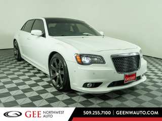 2014 Chrysler 300 SRT8