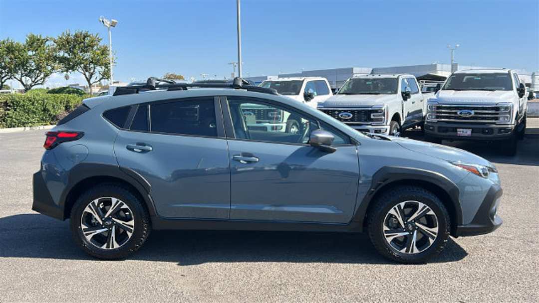 2024 Subaru Crosstrek Premium - Image 2