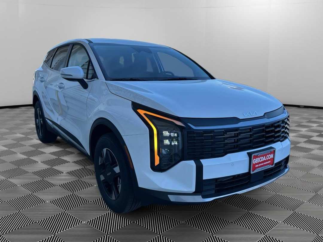 2026 Kia Sportage LX - Image 3