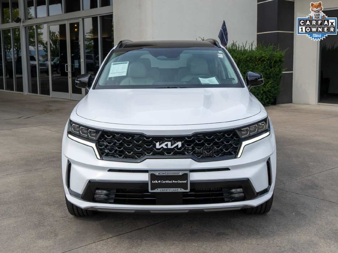 2023 Kia Sorento SX - Image 2