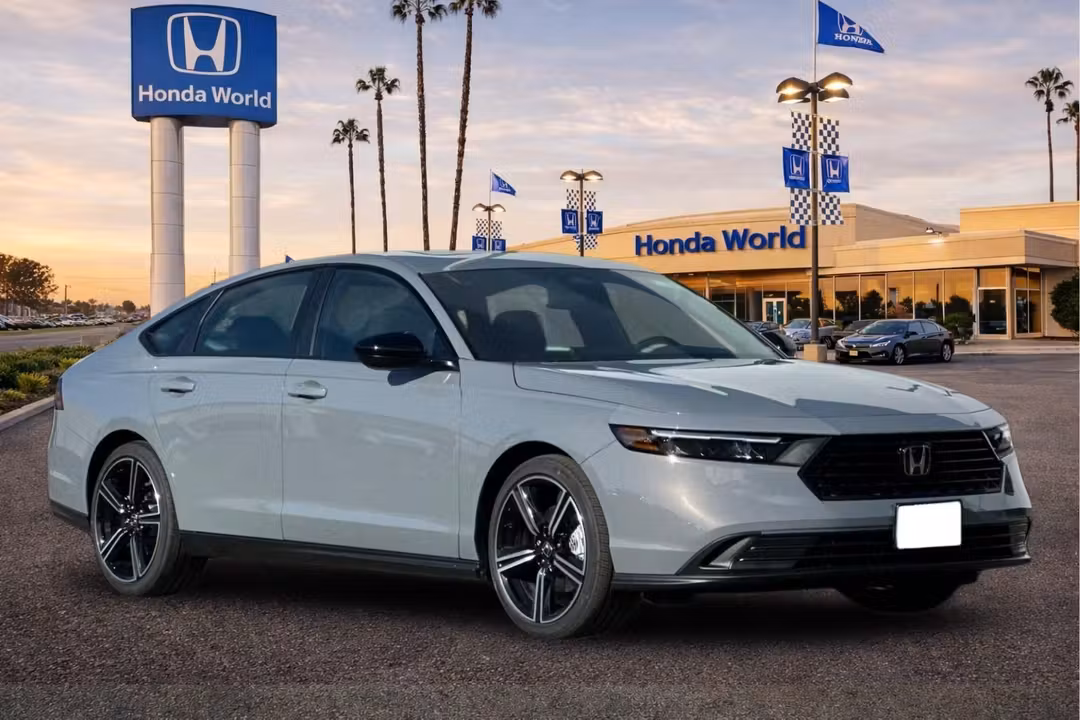 2026 Honda Accord Hybrid Sport - Image 2