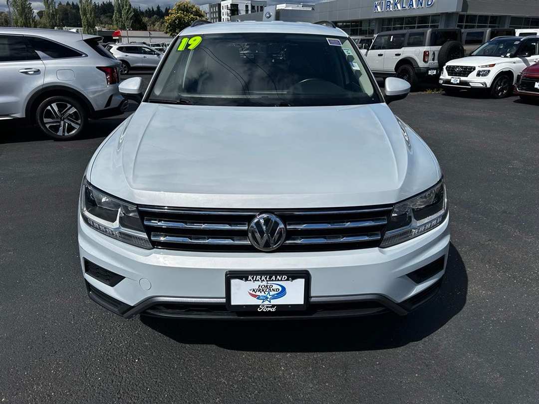 2019 Volkswagen Tiguan 2.0T SEL - Image 3
