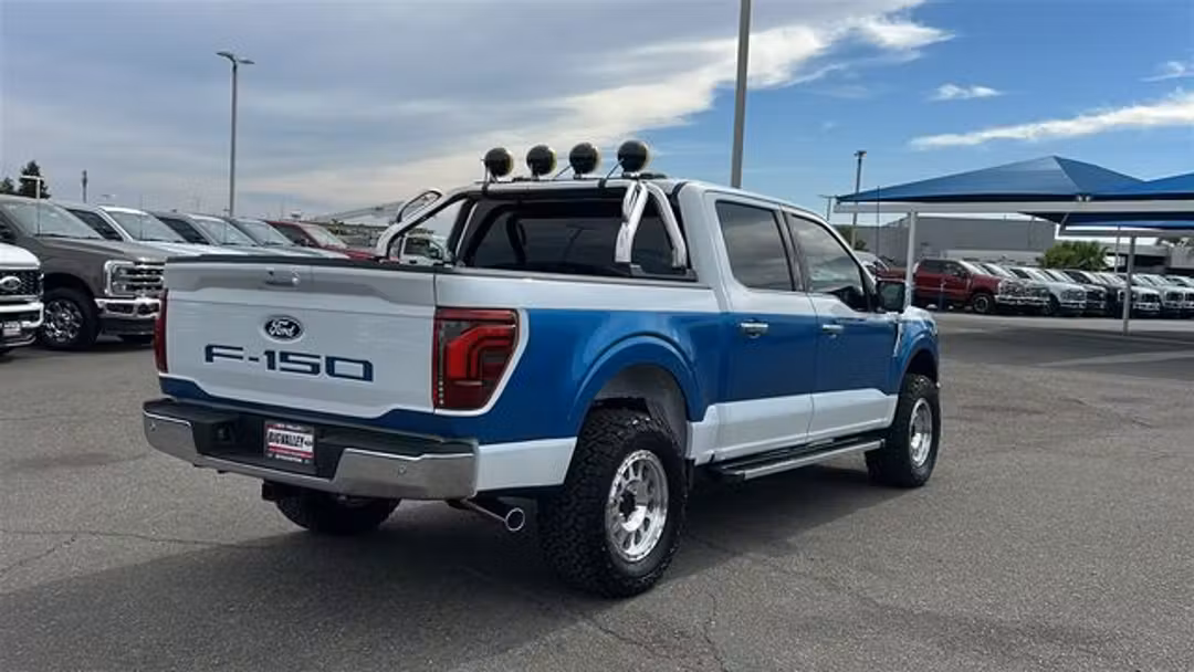 2026 Ford F-150 Lariat - Image 3