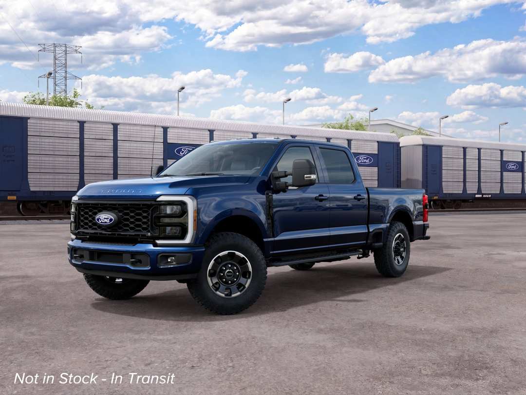 2027 Ford Super Duty F-350 Srw XLT - Image 2