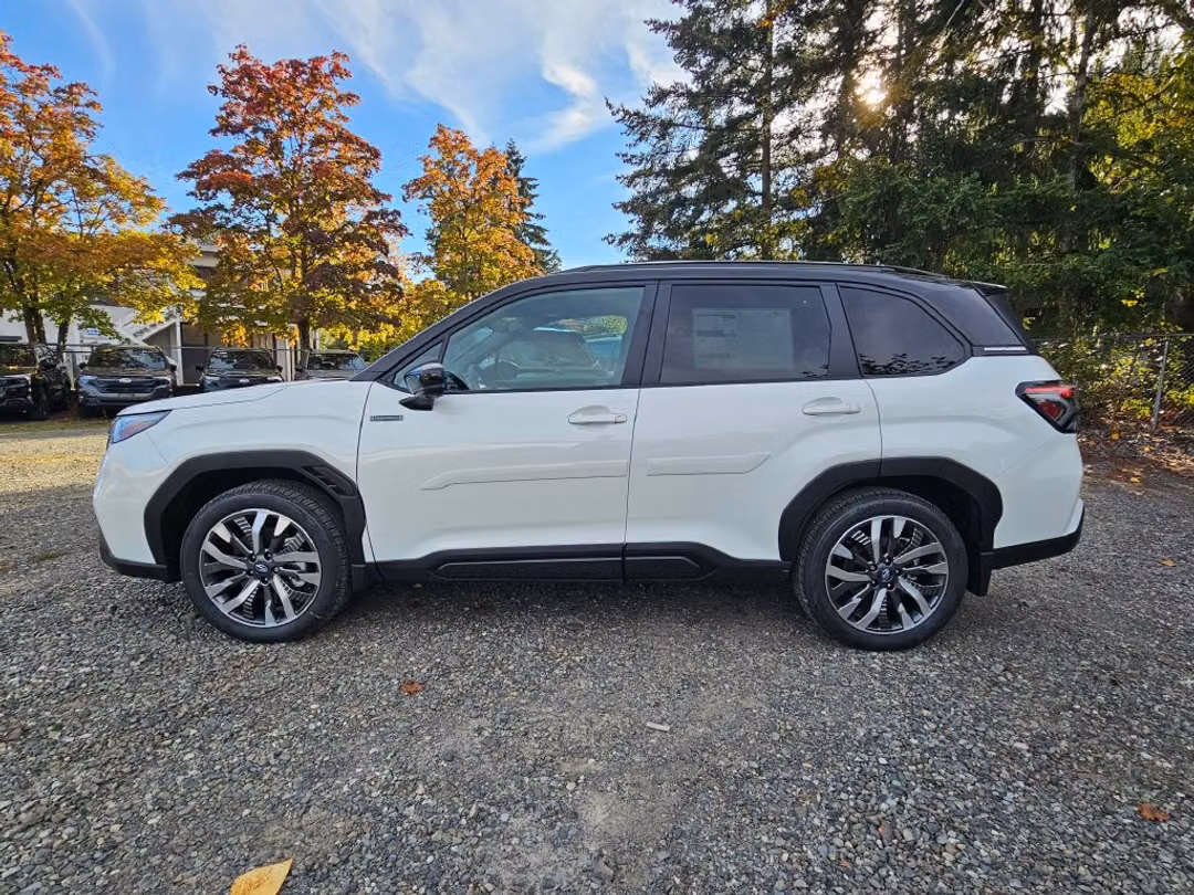 2026 Subaru Forester Touring Hybrid - Image 2