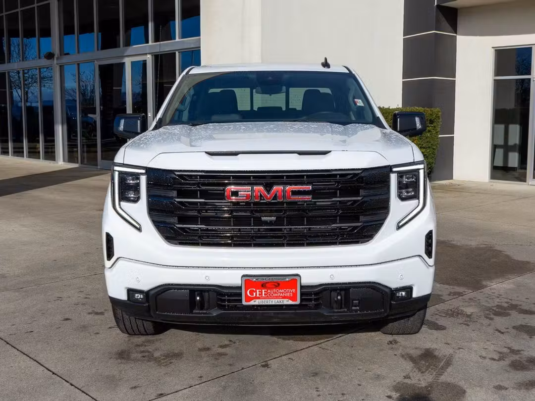 2026 GMC Sierra 1500 Elevation - Image 2