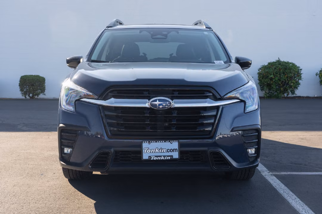 2025 Subaru Ascent Limited - Image 2