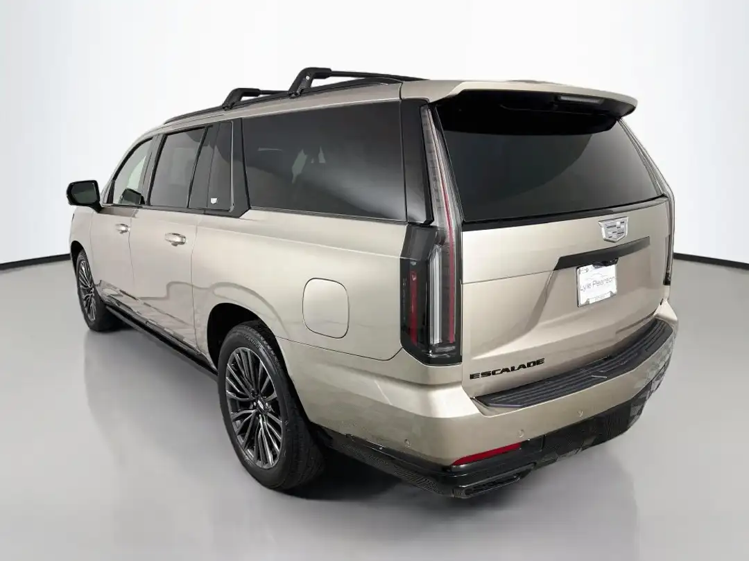2025 Cadillac Escalade Esv Sport Platinum - Image 3