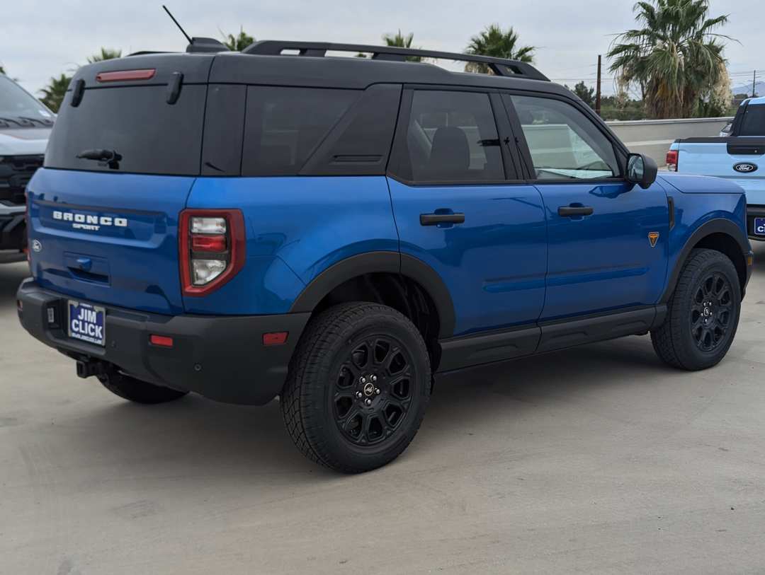 2026 Ford Bronco Sport Badlands - Image 2